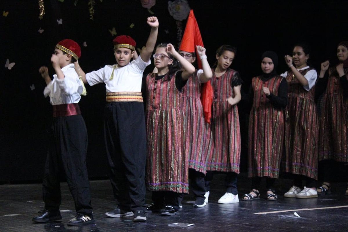 'مركز أحمد مصباح البزري' في جمعية رعاية اليتيم اختتم عامه الدراسي وطلابه ذوي الهمم أثبتوا أن التميز لا يُقاس بالدرجات بل بالعزيمة والإرادة