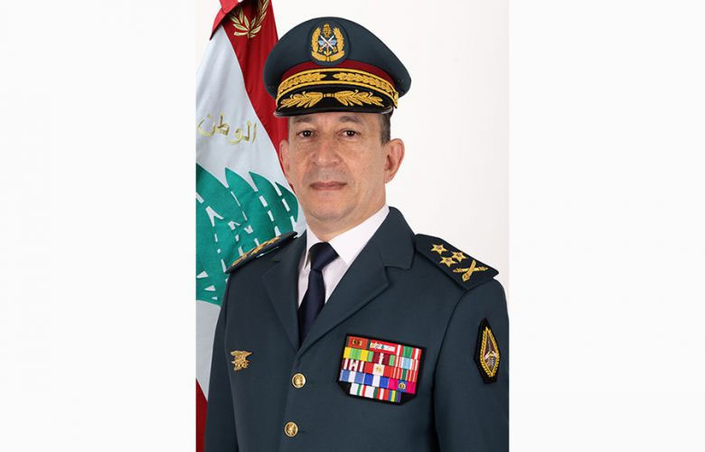 قائد الجيش يتفقَّد مديرية المخابرات