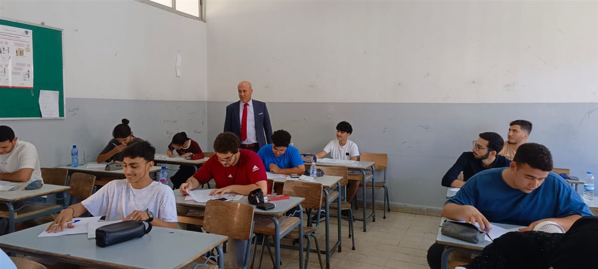 رئيس المنطقة التربوية تفقد إنطلاق امتحانات الشهادة الثانوية العامة في الجنوب: استحقاق وطني واجبنا جميعا انجاحه