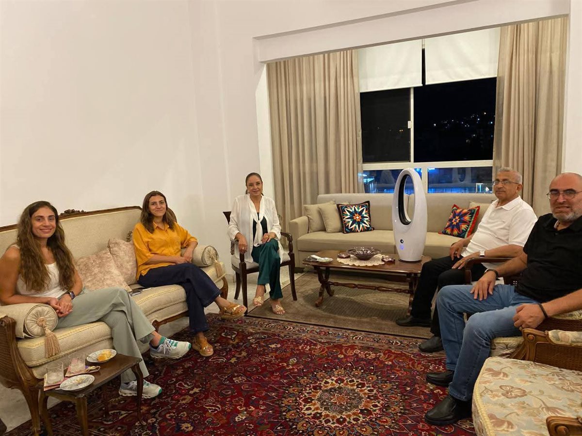 النائب الدكتور أسامة سعد يستقبل رئيسة لجنة مهرجانات صيدا