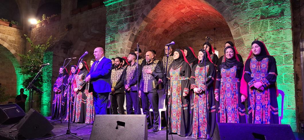 بلدية صيدا إفتتحت مهرجان 'نوران' برعاية المفتي سوسان إبتهالات ومدائح نبوية لكورال المشرق العربي وتكريم القائد الكشفي الحاج مروان حبلي