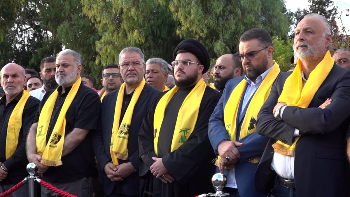 صيدا تزيح الستار عن جدارية لنصرالله وصفي الدين في ذكرى استشهادهما