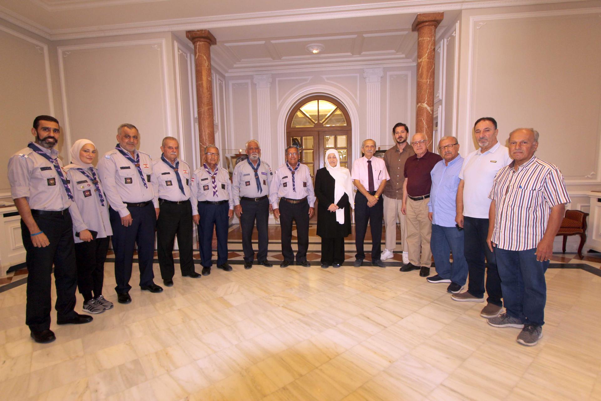 بهية الحريري تستقبل مفوضية الجنوب في كشافة الجراح: مدرسة بالعمل التطوعي المدني وتعزيز الإنتماء الوطني