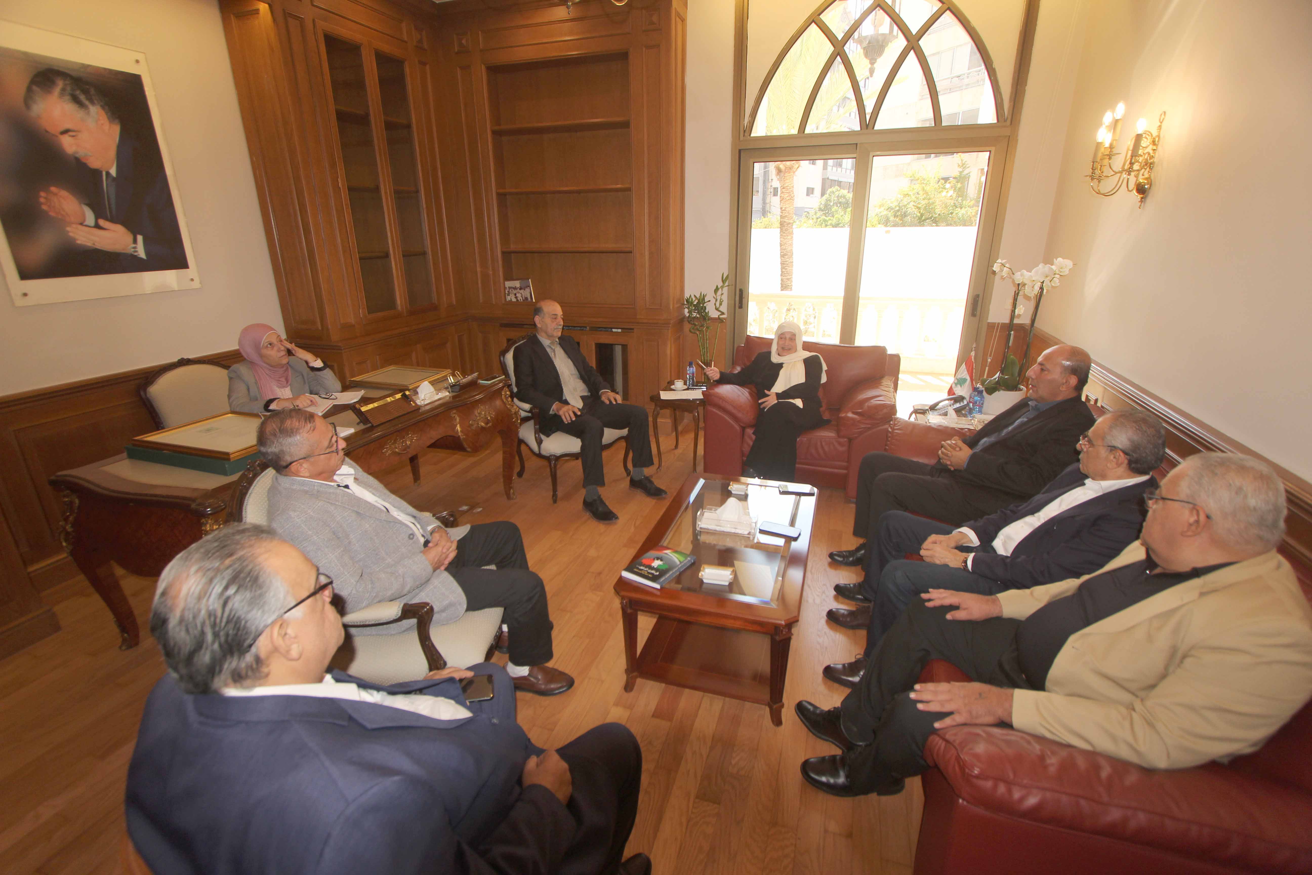 بهية الحريري تلتقي وفداً من "الجبهة الديمقراطية"عرض معها الشأن الفلسطيني وقضايا اللاجئين