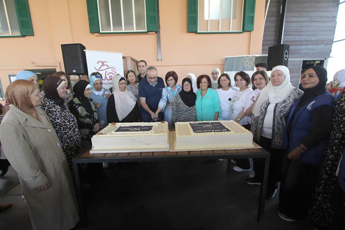 'أهلنا' بالشراكة مع 'جامع البحر وصندوق الزكاة ودار الراحة' أقامت فطوراً تكريمياً للمسنين: ابتسامة مسنّ أجمل من ألف هدية