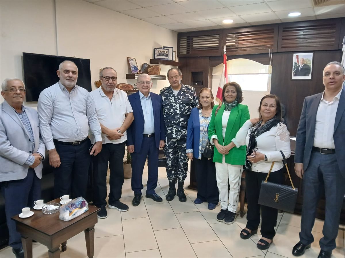 وفد من 'جمعية جامع البحر الخيرية' جال على قادة أمنيين في سراي صيدا