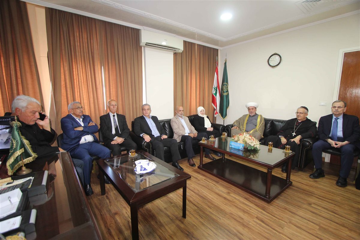 اجتماع تشاوري لفاعليات صيدا في دار الإفتاء استنكاراً لمجزرة عين الحلوة.. المفتي سوسان: اعتداء على كرامة لبنان وسيادته وعلى حق الشعب الفلسطيني في العودة