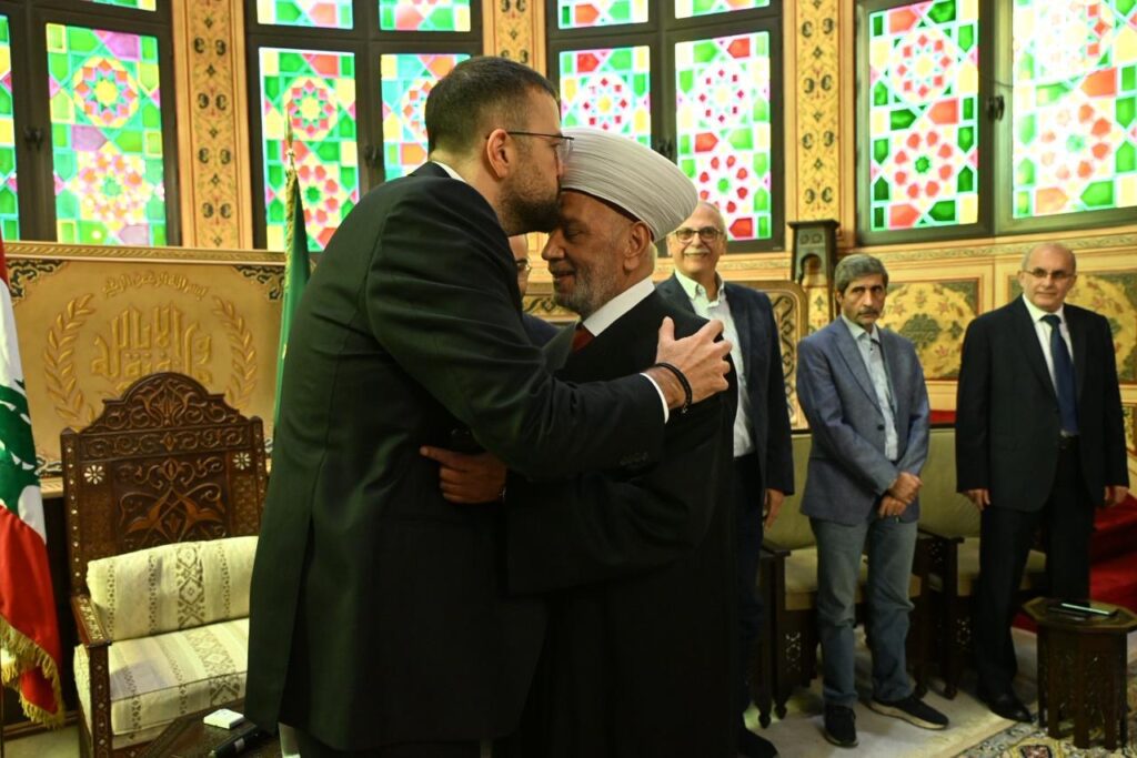 أحمد الحريري من دار الفتوى: مواقف المفتي دريان تمثلنا .. وتجنيب لبنان تجدد الحرب واجب وطني