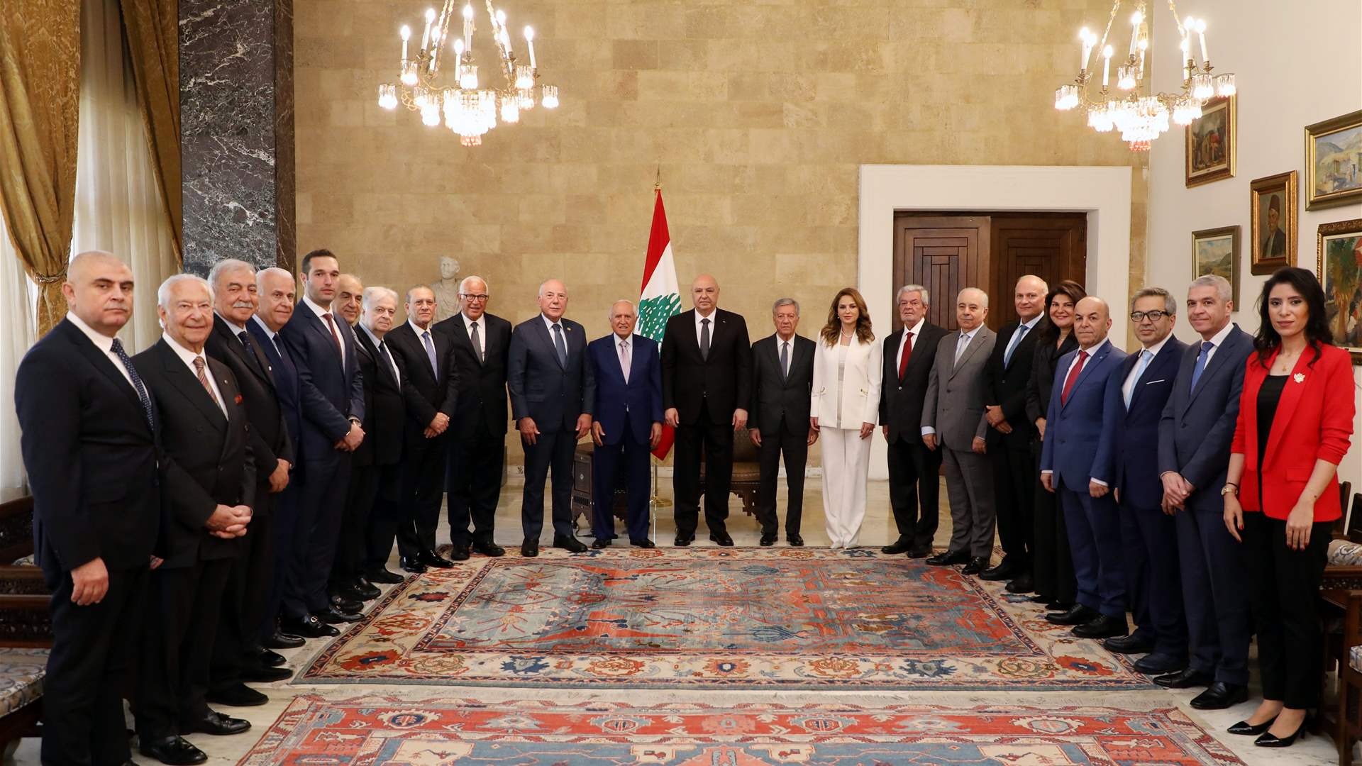 بالفيديو : رئيس الجمهورية أمام السلك الديبلوماسي: نحرص على عدم زج لبنان في مغامرات انتحارية دفعنا ثمنها الكثير وان يكون الجنوب وكل حدودنا في عهدة قوانا المسلحة حصراً