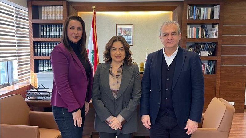 الرئيس حجازي زار وزيرة الشؤون الاجتماعية وبحث ملف تنموي متكامل لصيدا