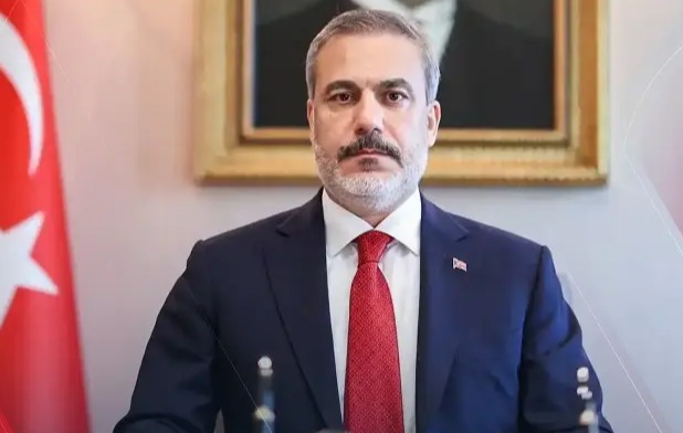 تركيا تدعو إلى وقف الهجمات الإسرائيلية "قبل أن ينهار لبنان"
