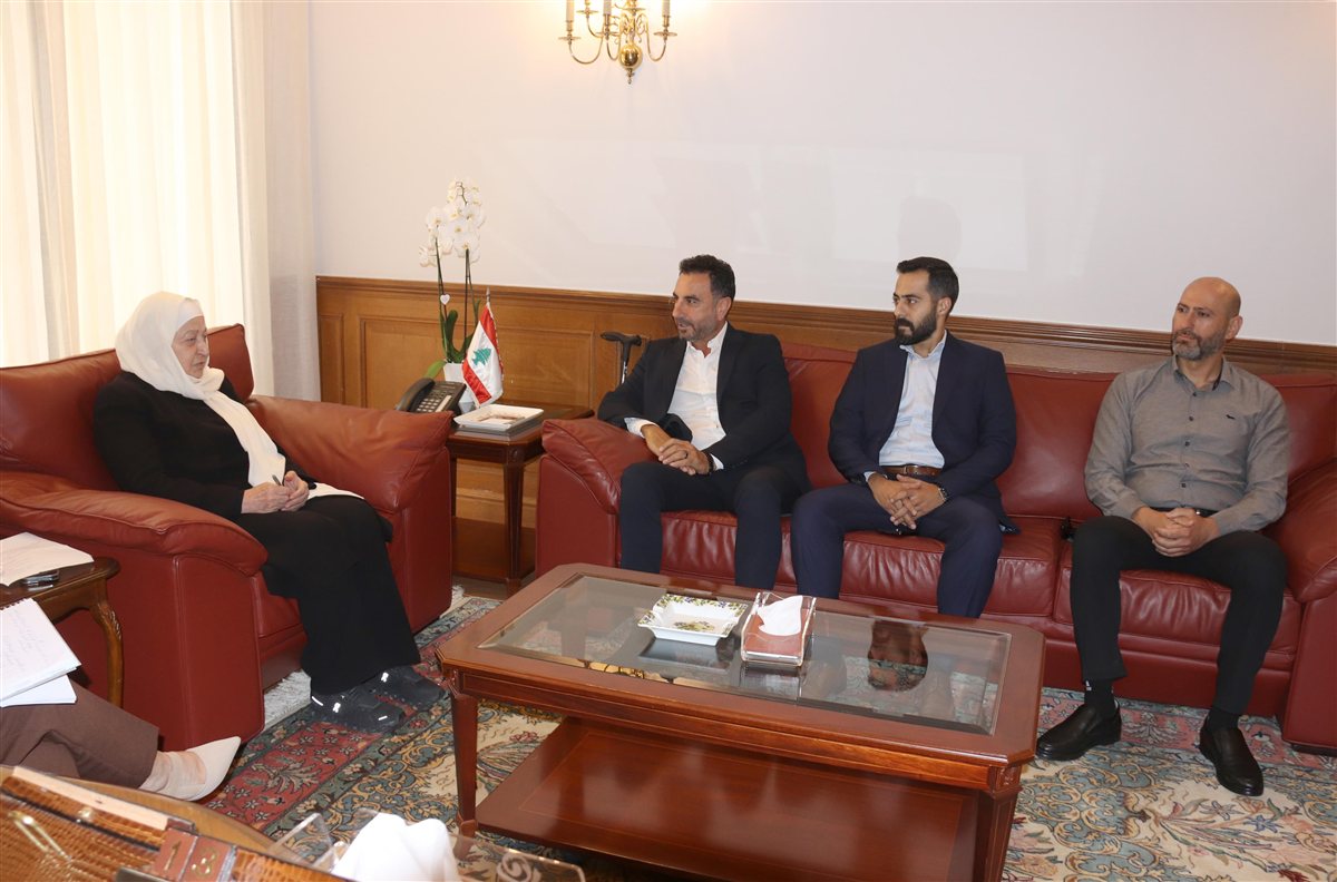 بهية الحريري أمام ناشطين من مبادرة 'وطن بيجمعنا' في النبطية: الدولة مطالَبةٌ اكثر من أي وقت مضى بتعزيز حضورها جنوباً ودعم صمود الناس