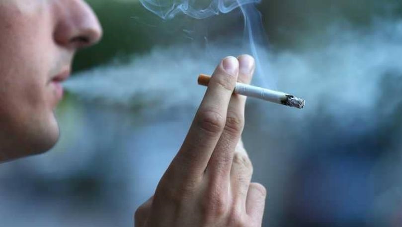 خطر ضعف السّمع يزيد مع كلّ سيجارة!