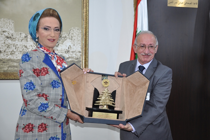 السيدة رندة عاصي بري رعت مؤتمر تمدد وحماية في  النبطية