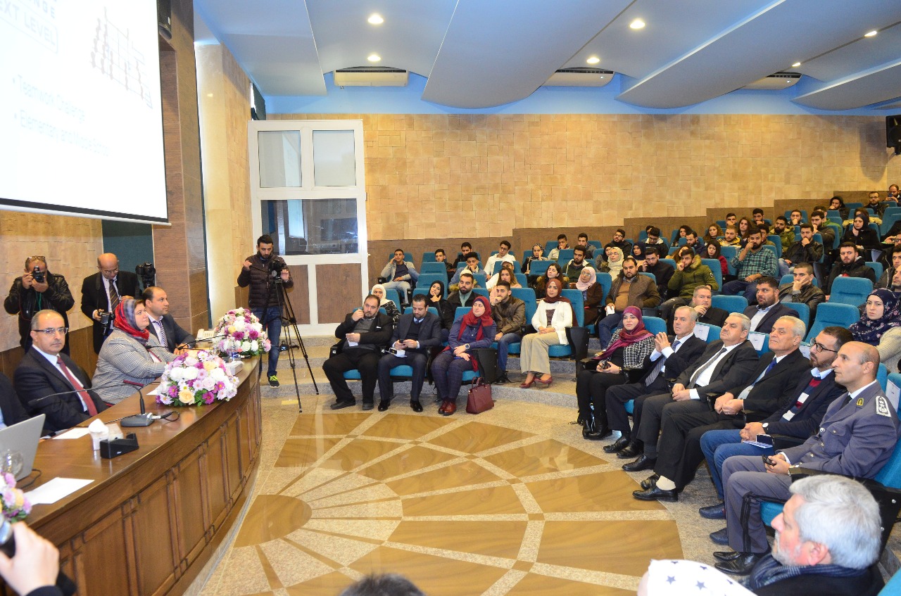 الجامعة الاسلامية أطلقت مسابقة الجنوب الاولى للروبوت