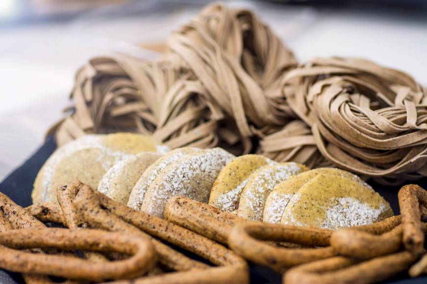 فطائر من الحشيش بأيدي طهاة إيطاليين