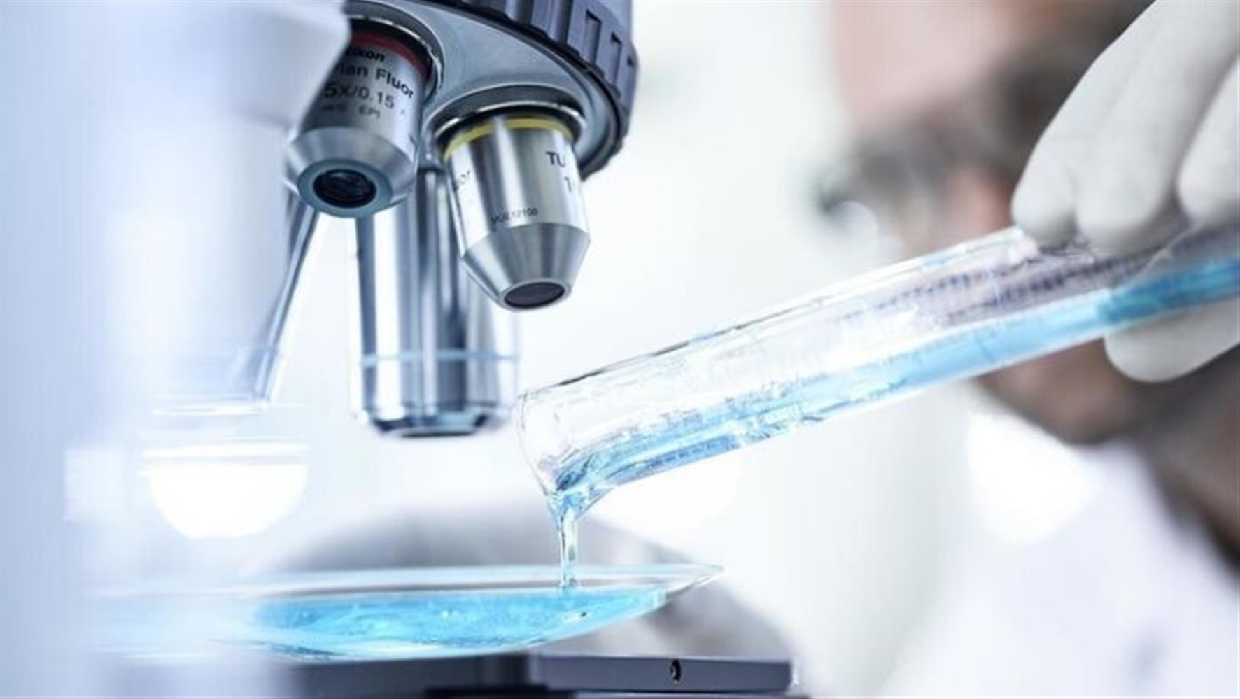 علماء صينيون: احتمال ارتباط فيروس "كورونا" بالخلايا البشرية أكبر من "السارس"