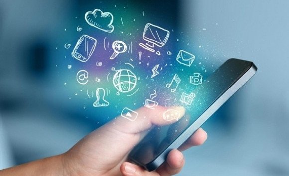 قطاع الاتصالات يتّجه نحو الإفلاس... هل ينعزل لبنان عن الشبكة العنكوبية؟
