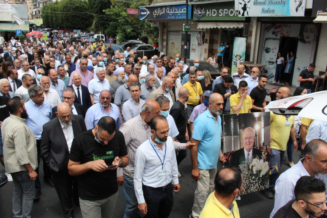 صيدا تودع طبيبها في مأتم مهيب .. غسان حمود لا يغادر مستشفاه!