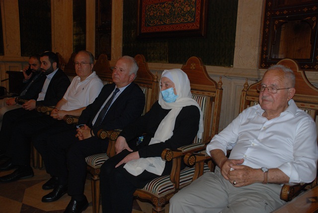 بالصور : عزاء المرحوم الدكتور غسان حمود في قاعة مسجد الحاج بهاء الدين الحريري في صيدا