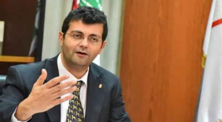 نقيب الصيادلة: أدوية السرطان من المفترض أن تصل هذا الأسبوع