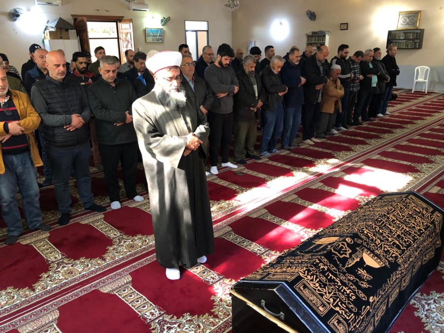 بالصور: صيدا تشيّع الحاج أحمد زهرة والد الزميل خضر زهرة