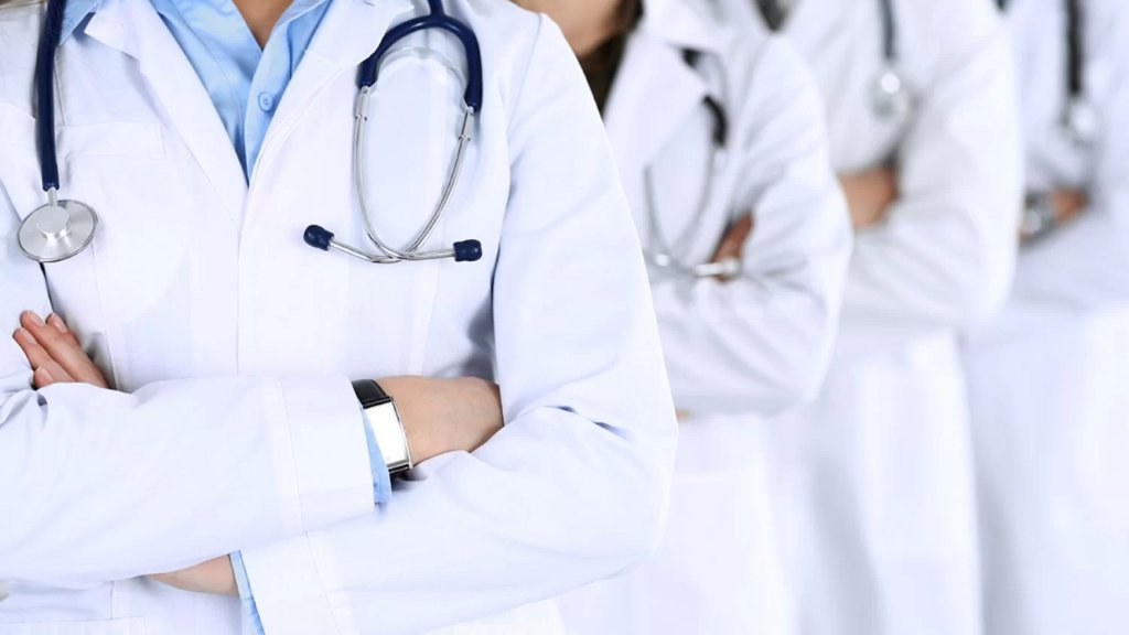 مضاعفة معاينات الأطباء 20 مرة: مليون ليرة للاختصاصي و650 الف ليرة للطبيب العام