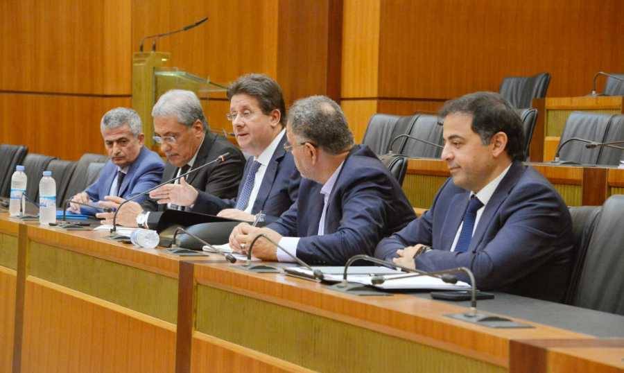 "لجنة المال" ترفض استحداث ضرائب جديدة