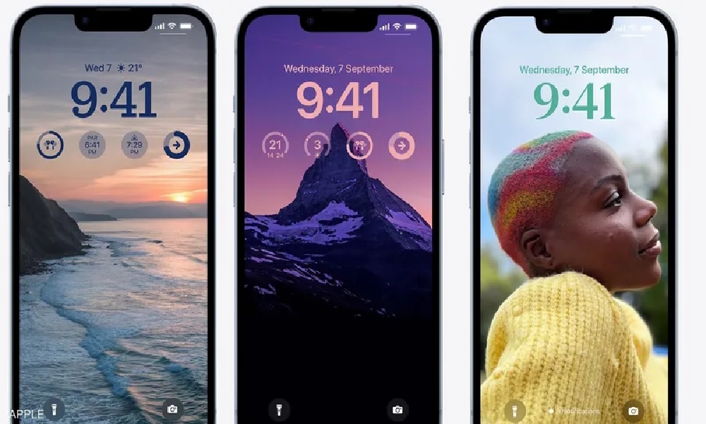 أبل تطور هاتف آيفون قابل للطي