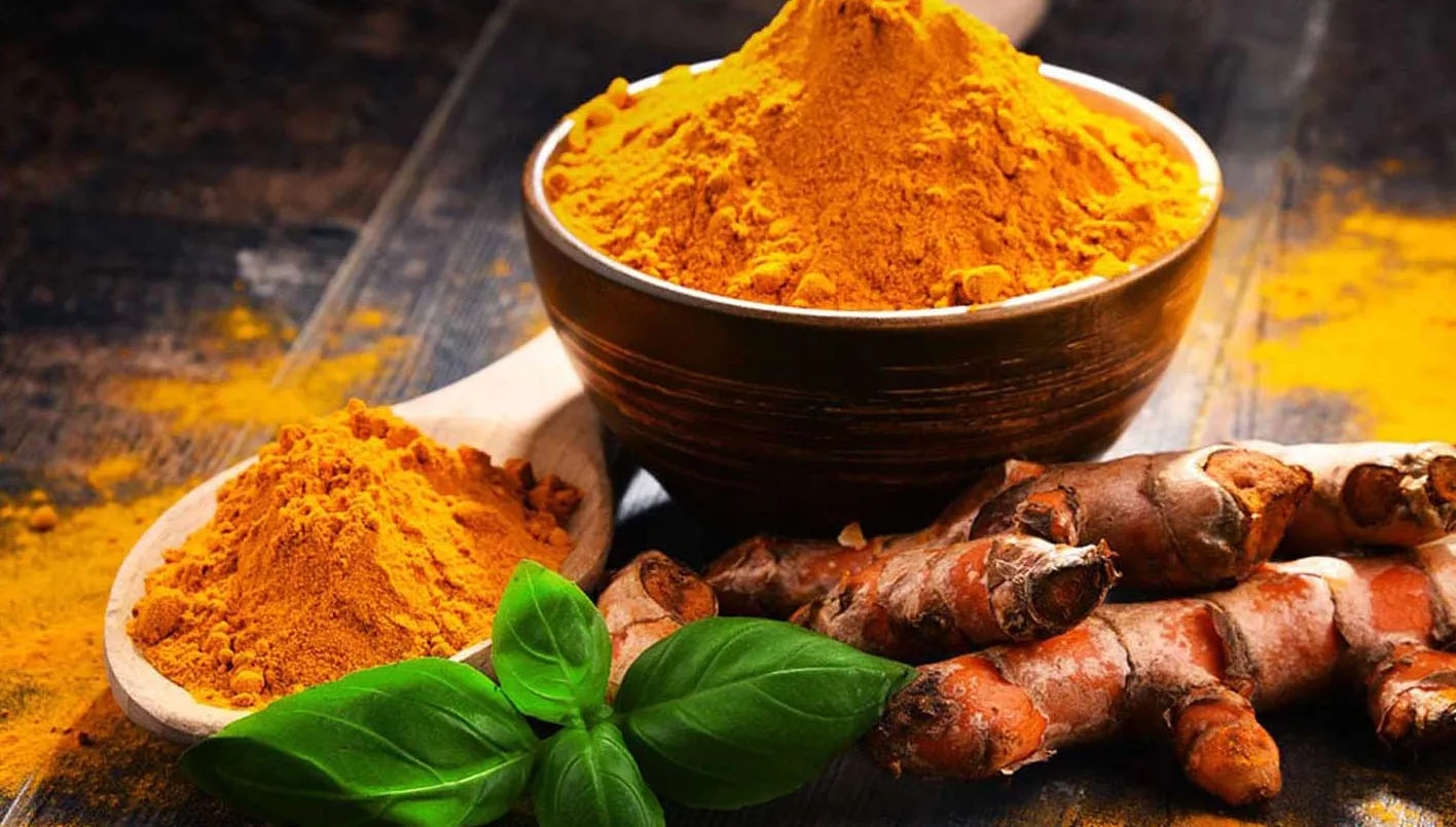 أسرار الكركم لتعزيز تعافي العضلات: بين العلم والتجربة