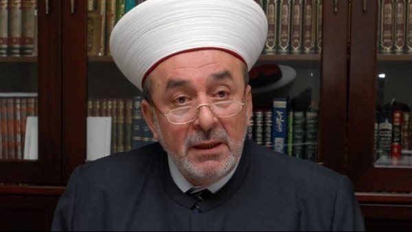 المفتي سوسان يؤدي صلاة الأضحى في مسجد الحريري ويستقبل المهنئين في دار الإفتاء حتى ظهر اول أيام العيد