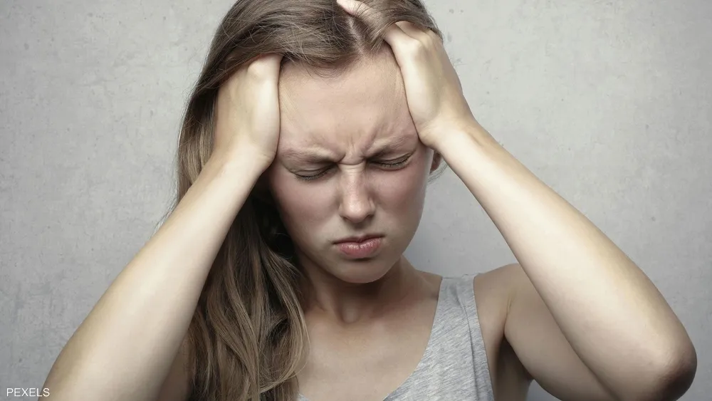 حيلة غير متوقعة تخفف من نوبات الصداع النصفي