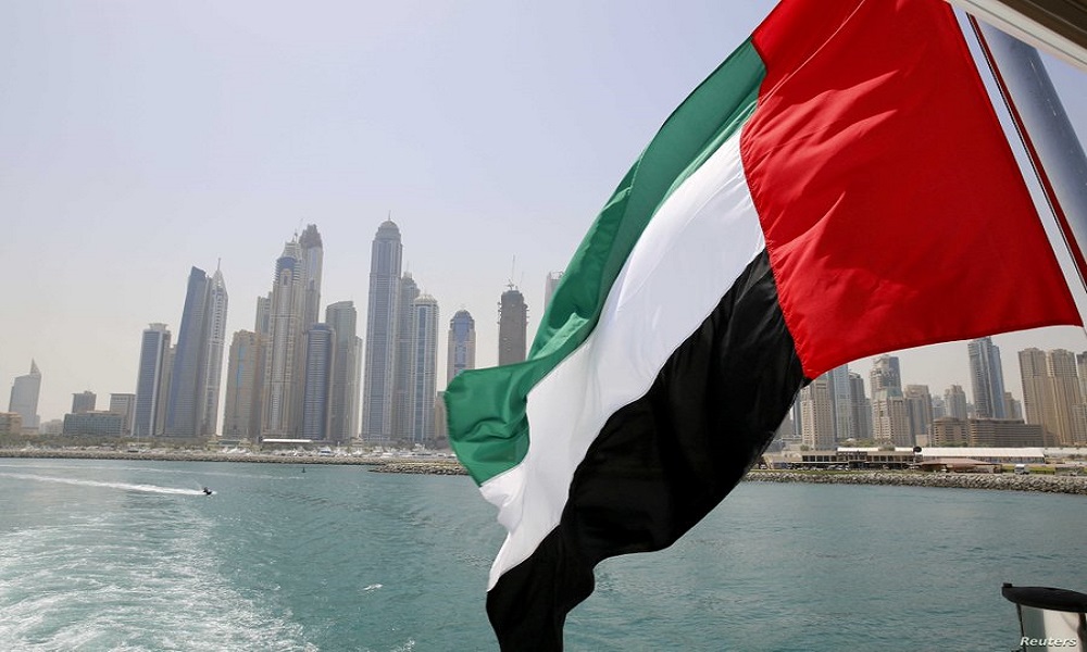 وصول السفير الإماراتي إلى بيروت