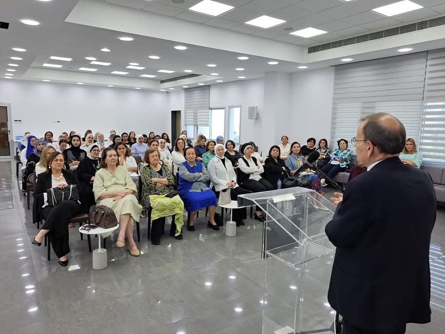 اللقاحات! مالها وما عليها&hellip; محاضرة تثقيفية للدكتور عبد الرحمن البزري في جمعية المواساة بصيدا