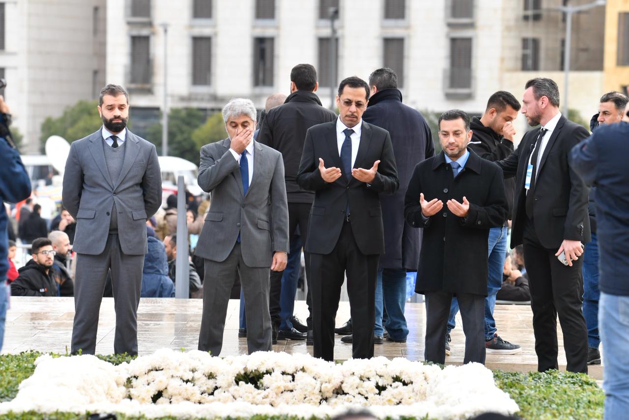 سفير الإمارات يزور ضريح رفيق الحريري في الذكرى الـ21 لاستشهاده