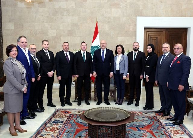 الرئيس عون استقبل وفد مجلس رجال الأعمال اللبناني- العماني وأشاد بثقة السلطنة بلبنان وشعبه والتقى وفدا من نقابة المهن البصرية