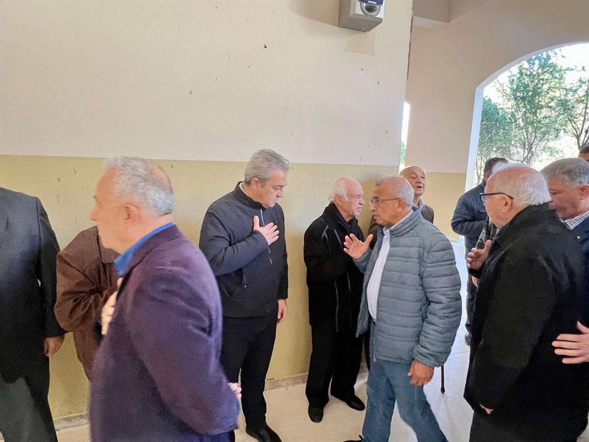 رئيس بلدية صيدا مصطفى حجازي يتقبّل التعازي بوفاة جدته