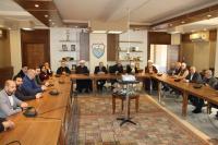 photodune-3834701-laughing-girl-xs