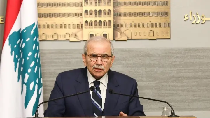 رئيس الحكومة اتصل بنظيره القطري شاكرا له دعم بلاده لأكثر من 40,500 أسرة نازحة
