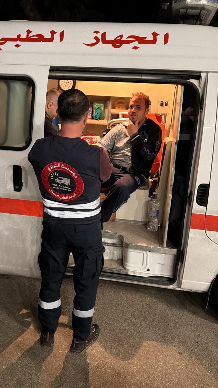 تقديمات 'مركز الحريري الطبي الإجتماعي' للنازحين في مراكز الإيواء في صيدا: معاينات وأدوية لـ450 نازحاً وإسعاف ميداني لـ 60 مريضاً و69 مهمة نقل مرضى