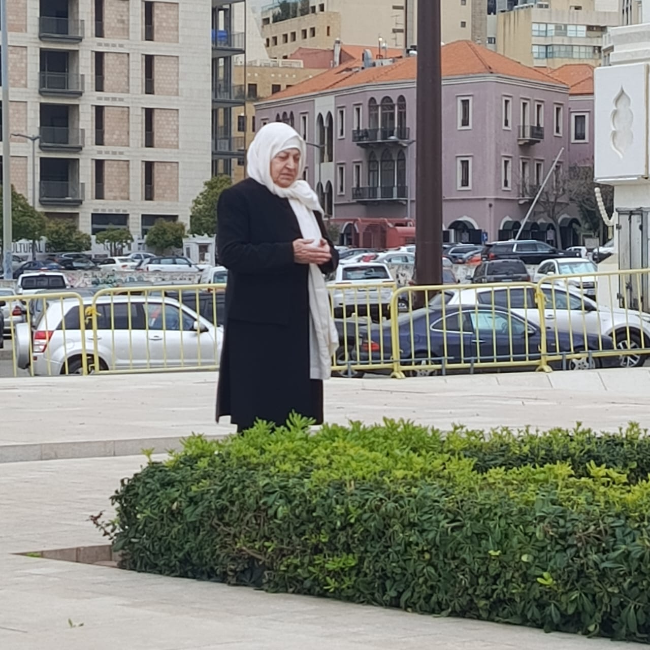 بهية الحريري تزور ضريح الرئيس الشهيد رفيق الحريري