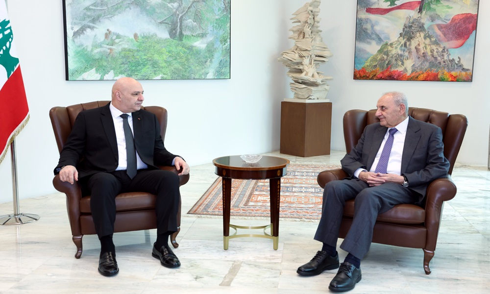 بري من بعبدا: بوجود فخامة الرئيس نستطيع أن نطمئن