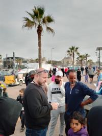 photodune-3834701-laughing-girl-xs