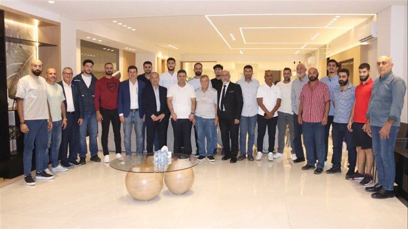 'نادي أشمون الرياضي -صيدا' يُطلق موسمه الرياضي بكرة الطائرة بخطة عمل وتشكيلة جديدة لفريق الرجال
